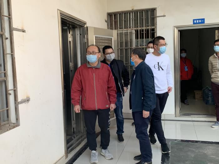 2直属分公司检查现场。杨桂峰 摄700.JPG