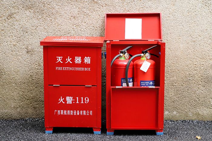 1597916770911714.jpg 3.1灭火箱被放置到准确位置.JPG