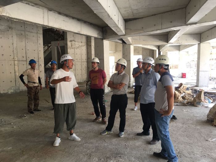 1603955458728743.jpg 23检查现场。赵雲 摄.jpg