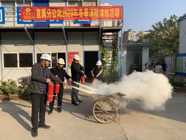 演练现场。黄琛晗 摄.jpg