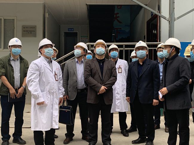 视察项目现场。黄琛晗 摄（修图）.jpg