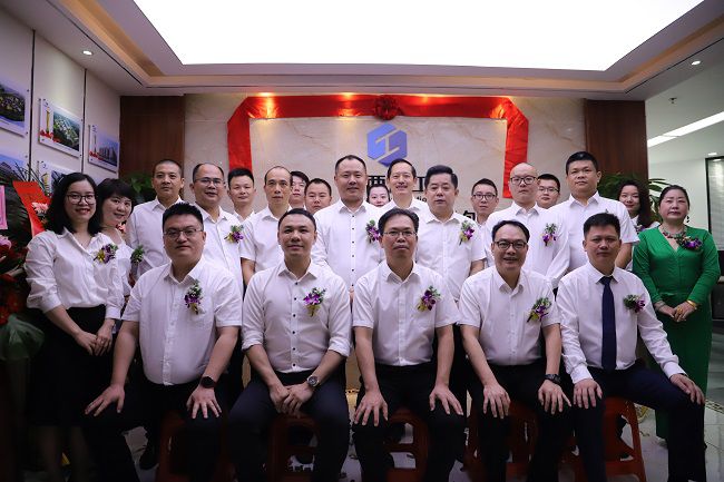 1621936045192954.jpg 合影(修图).jpg