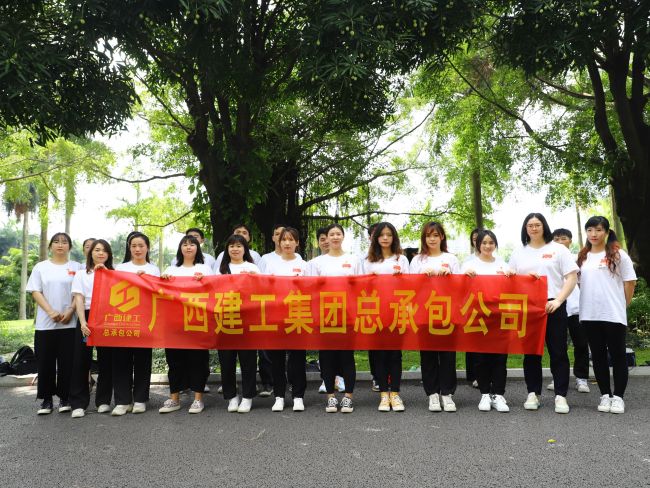 1626407811124211.jpg 座谈会现场。杨桂峰 摄(修图).jpg