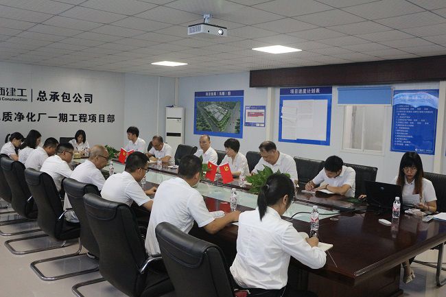 党课现场。张钊林 摄（修图）.jpg