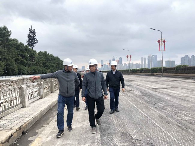 1635756686250961.jpg 检查现场1。林鹏飞 摄(修图).jpg