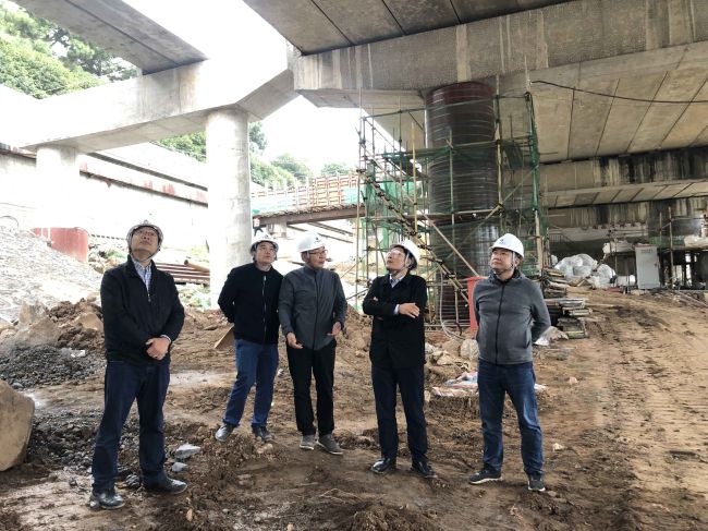 1635756702795184.jpg 检查现场2。林鹏飞 摄(修图).jpg