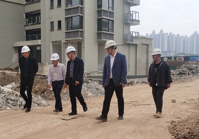 检查现场。谭礼国 摄（修图）.jpg