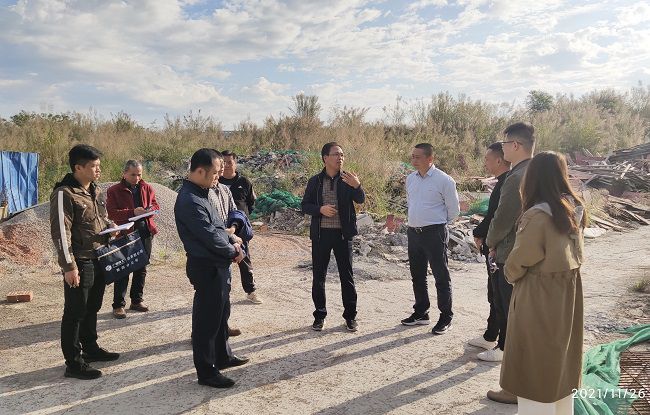 1639447757369040.jpg 指导工作现场。梁金婷 摄(修图).jpg