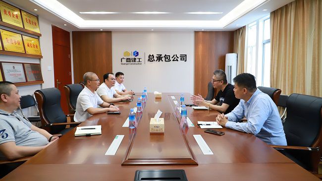 1652059398457987.jpg 会议现场(修图).jpg