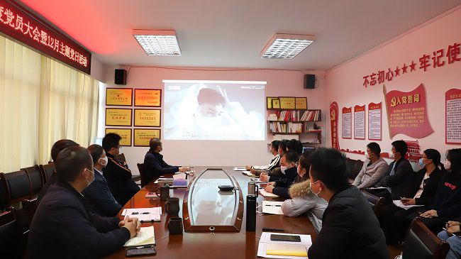 主题党日活动现场。杨钰 摄（修图）.jpg