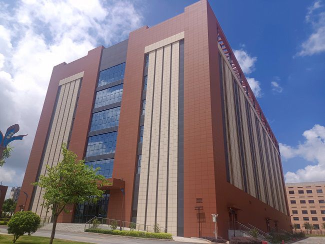 1704684004398904.jpg 5中国电信东盟国际信息园(一期)2#数据中心及其附属设施相关土建项目(修图).jpg